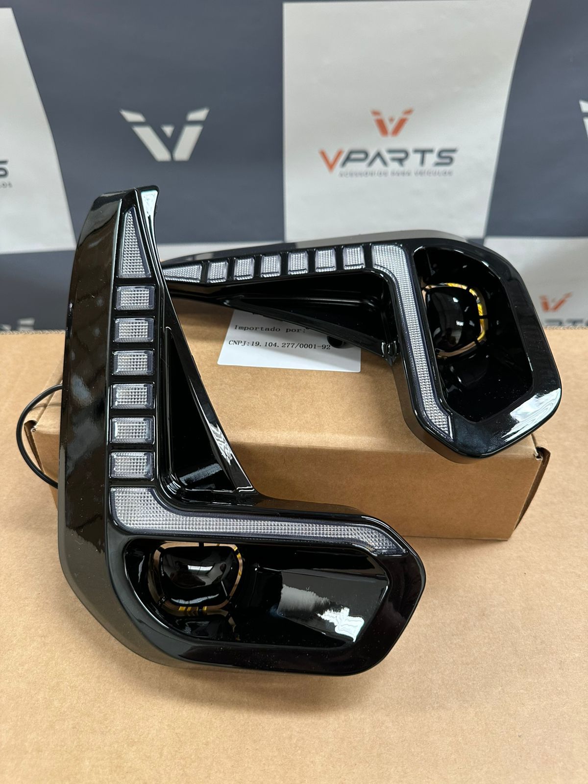 Molduras Farol de Milha Hilux 2021+