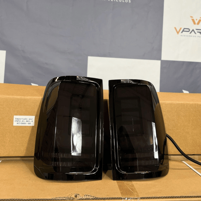 LANTERNA LED FUME PARA VOLKSWAGEN AMAROK 2011+